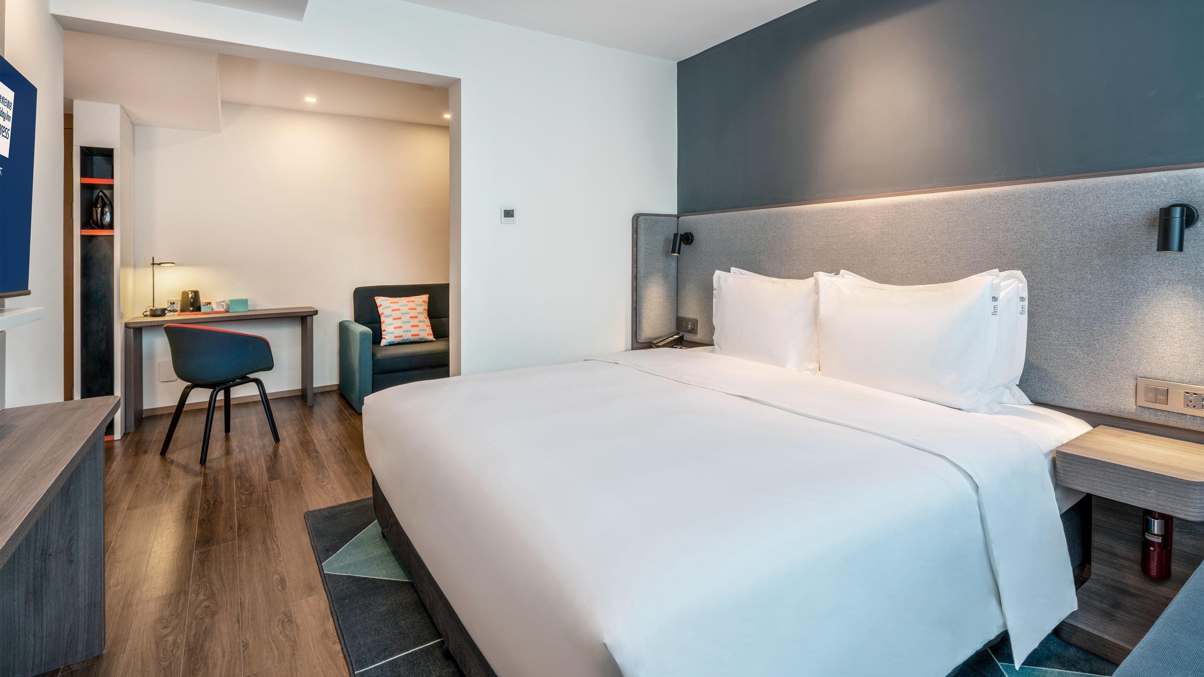 Holiday Inn Express Qingdao City Center By Ihg Bagian luar foto